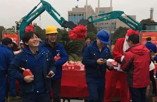 平安果驾到，，，好事要来到