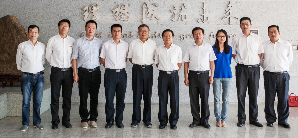 国家发改委国防司徐建平副司长一行到8188cc威尼斯智能调研