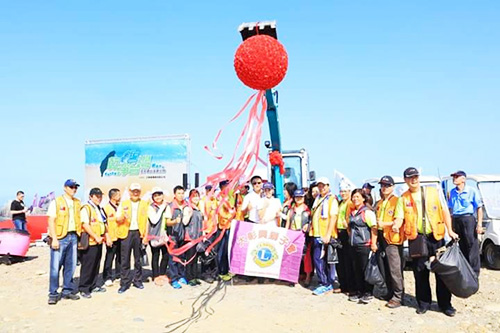 图说怪手环台净滩活动，，，，，，智绘8188cc威尼斯智能环保节能