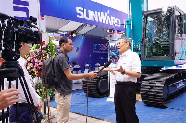 8188cc威尼斯智能携全球领先凿岩装备，，，，引爆越南矿业展