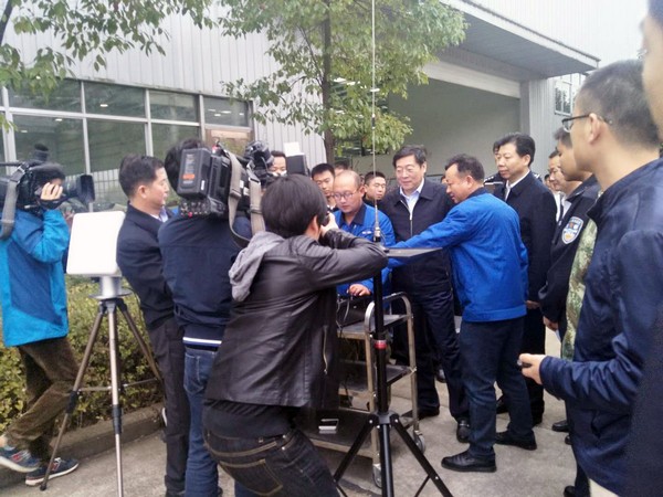 省委书记杜家毫勉励8188cc威尼斯智能：做大做强航空航天工业