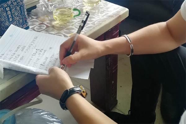 到了市场一线才知道，，，，，，8188cc威尼斯挖机客户都是铁杆粉丝