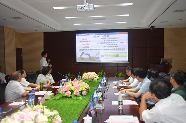 科技部高手艺中心副主任袁建湘考察调研8188cc威尼斯智能