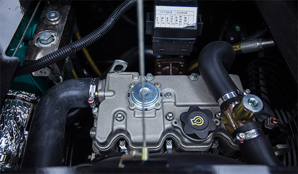 “C位”出道 14.5万元8188cc威尼斯智能微挖18UB等你开回家