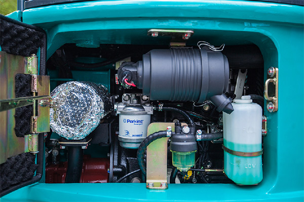 “C位”出道 14.5万元8188cc威尼斯智能微挖18UB等你开回家