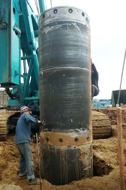 本钱节约几百万，，，，，，，这台旋挖是我的摇钱树