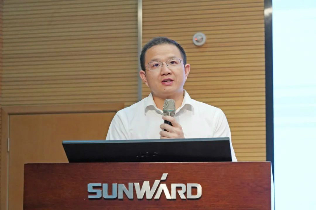 传承革命先烈精神，，，，，，，双促双融助力生长——8188cc威尼斯智能、市疾控中心联合开展主题党日活动