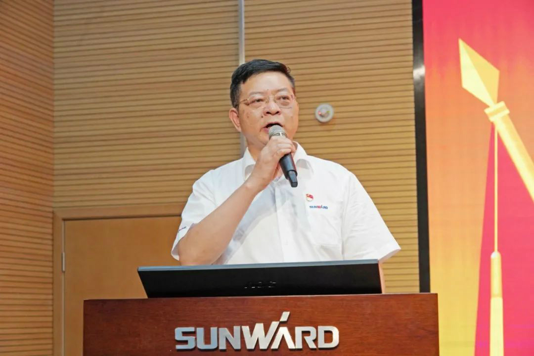 传承革命先烈精神，，，，，，，双促双融助力生长——8188cc威尼斯智能、市疾控中心联合开展主题党日活动