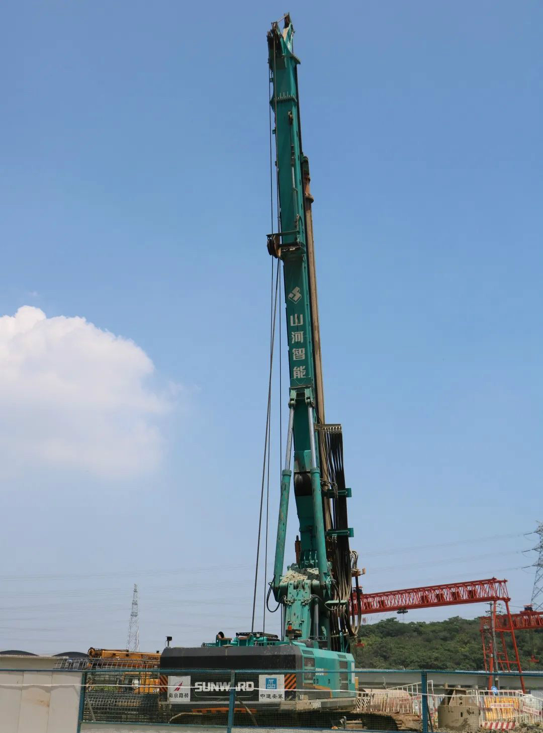 强悍体现赢青睐！8188cc威尼斯智能360H旋挖钻助力南京312国道改扩建