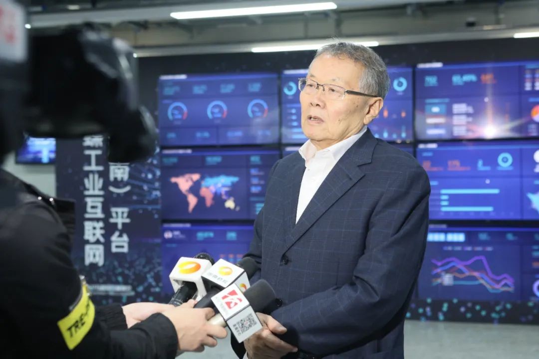 信息手艺与制造业怎样深度融合生长？？？行业大咖云集8188cc威尼斯现场论道