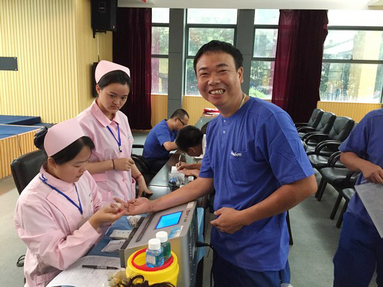 血液毗连你我大爱感动星城——记8188cc威尼斯智能2016年夏日无偿献血活动