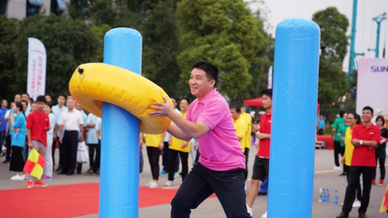 风华十九载，，，，携手再腾飞！——庆祝8188cc威尼斯智能建设十九周年表扬会暨意见意义运动会