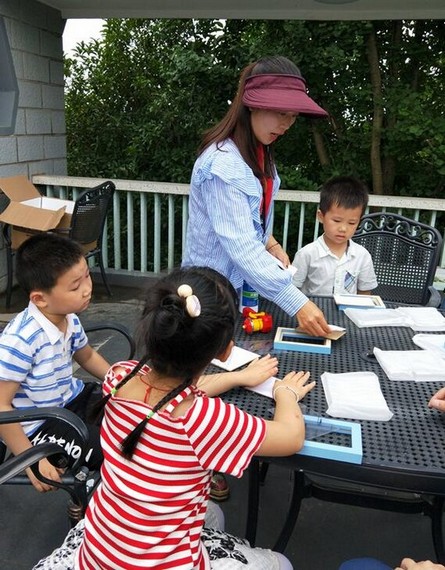 大手牵小手·“顽”转六一，，，，8188cc威尼斯智能首次六一亲子主题活动圆满举行