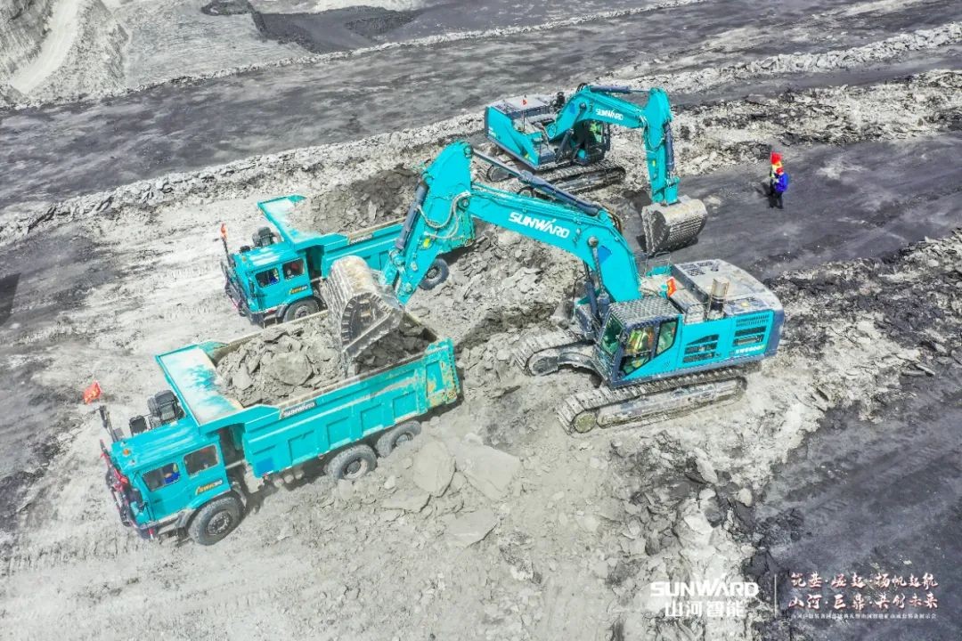 “矿”世能手，，，，，齐聚8188cc威尼斯智能挖掘机操作手挑战赛