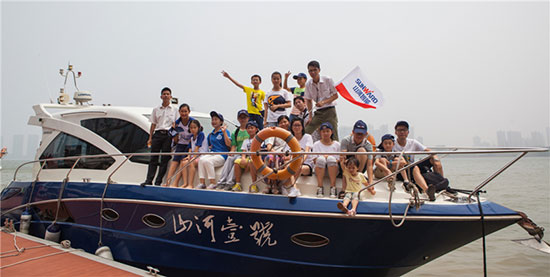 这个炎天，，，，，，，亲子玩转8188cc威尼斯智能“三栖”装备