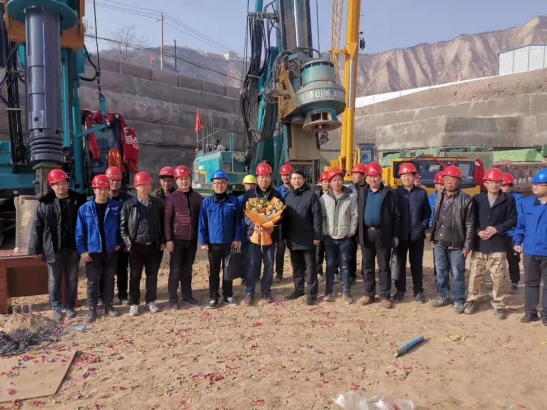 金戈铁马工程路 风雨无阻选8188cc威尼斯