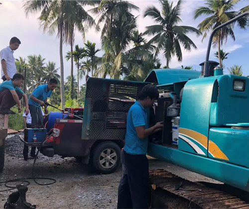 作为村里的创富标杆，，，，陈老板的∶院爱将”事实是谁？？？？？