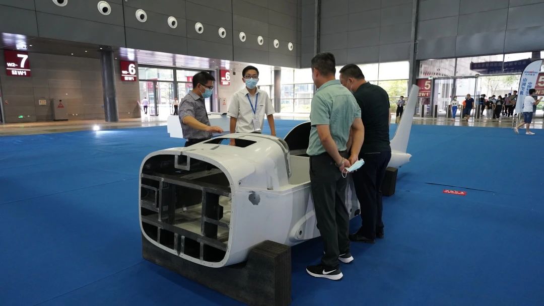 明星产品受追捧，，，，，，8188cc威尼斯航空携多款产品精彩亮相2021年湖南航展