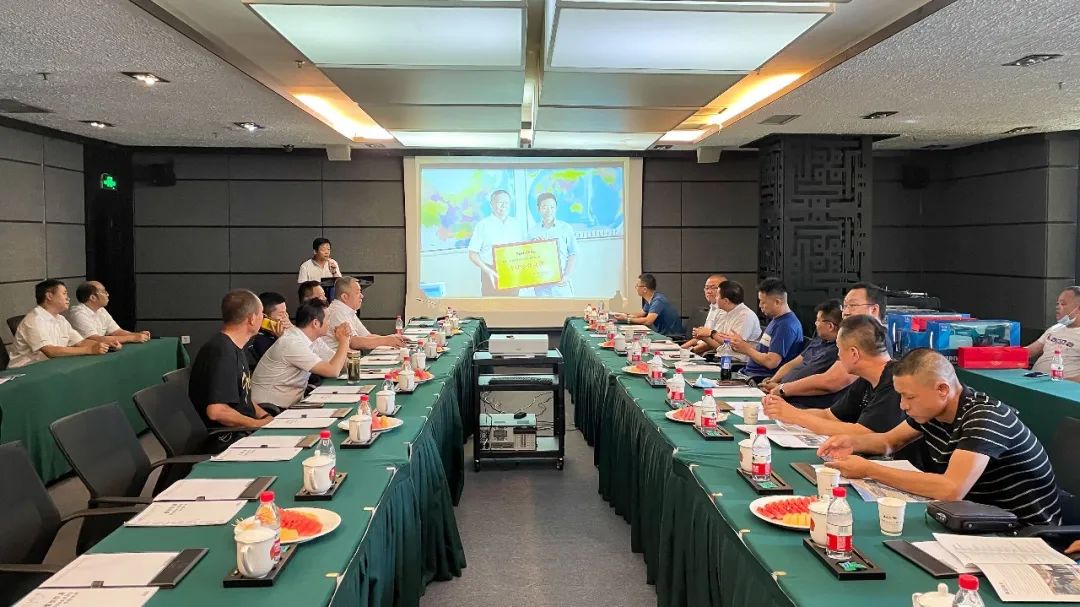 打造智慧矿山！8188cc威尼斯智能举行新疆站矿山客户钻研会