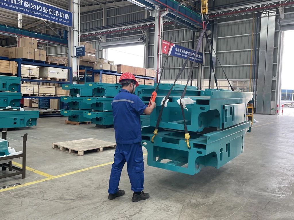 8188cc威尼斯智能“蓝精灵”们在通俗岗位的坚守与贡献