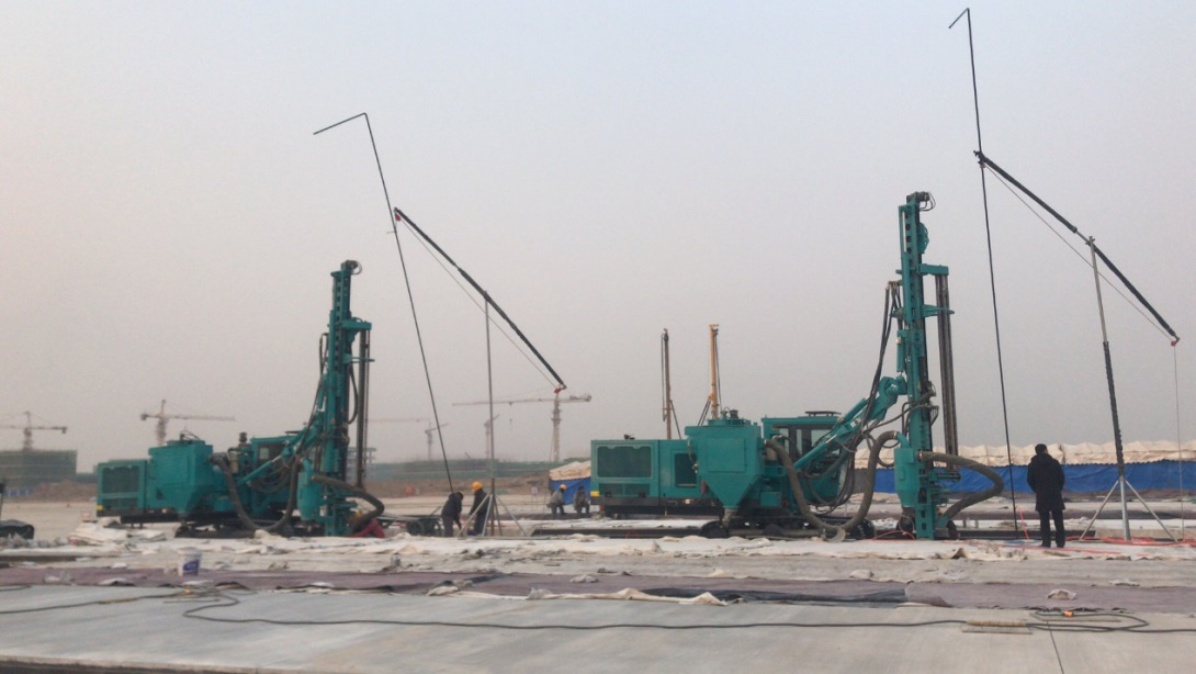 北京大兴机场，，，，，8188cc威尼斯智能凿岩装备曾助力新手艺落地 | 百年风华筑漂亮8188cc威尼斯（2）