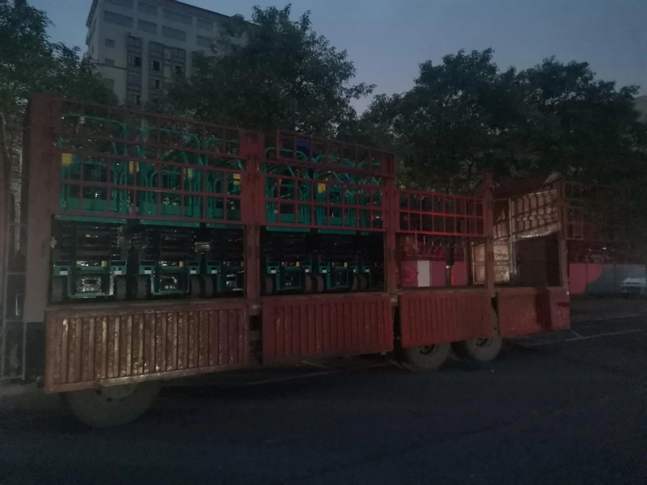 30小时，，，，，，，8小我私家，，，，，，，10台装备，，，，，，，我们说到做到！