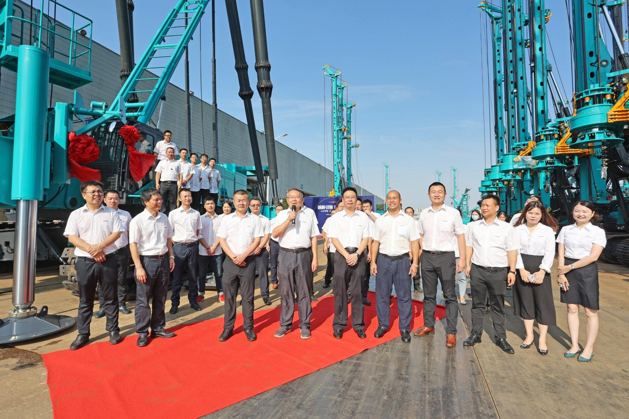 新品来了！看8188cc威尼斯智能超等桩架怎样⊙∪”操胜券