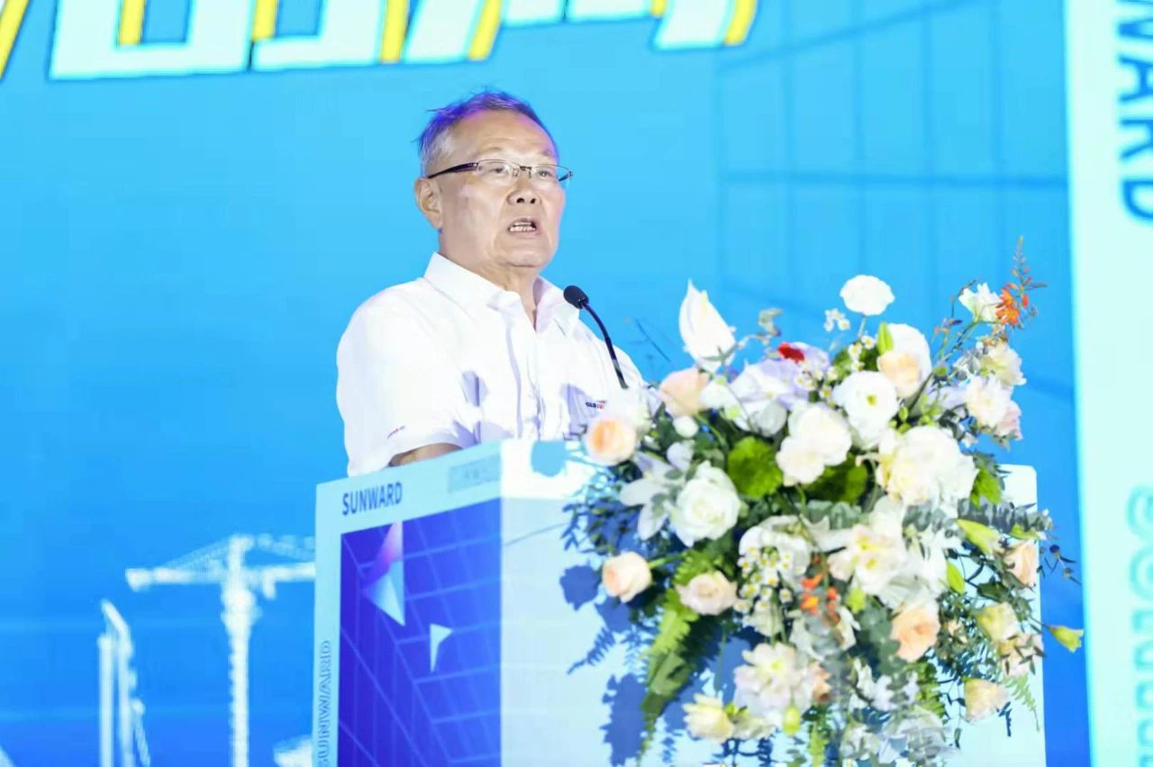 四大成套装备携手登。。。。。。。8188cc威尼斯智能立异效果展示会交出“亮眼答卷”