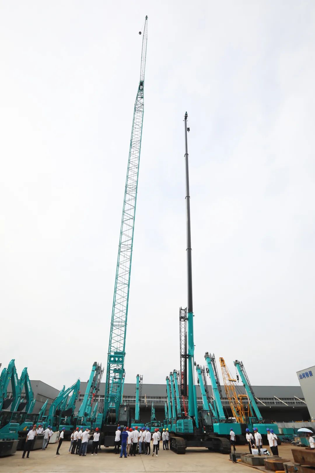 “重”磅出击！8188cc威尼斯智能起重机械组团“登场”