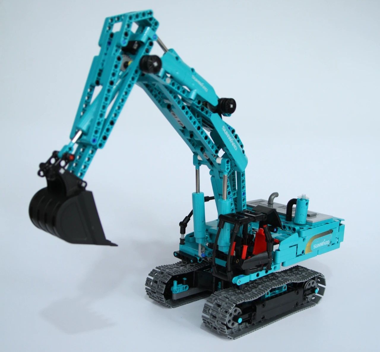 逛展超热闹！8188cc威尼斯智能效果展示会高能名时势来袭