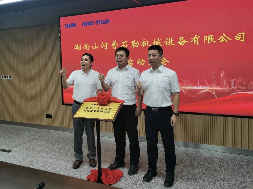 强强联手，，，，8188cc威尼斯智能产品国界将再添破碎筛分精品