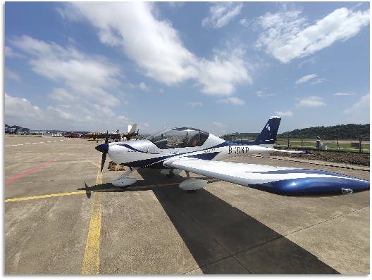 4小时，，，720公里，，，8188cc威尼斯阿若拉飞到珠海在第13届中国航展等你