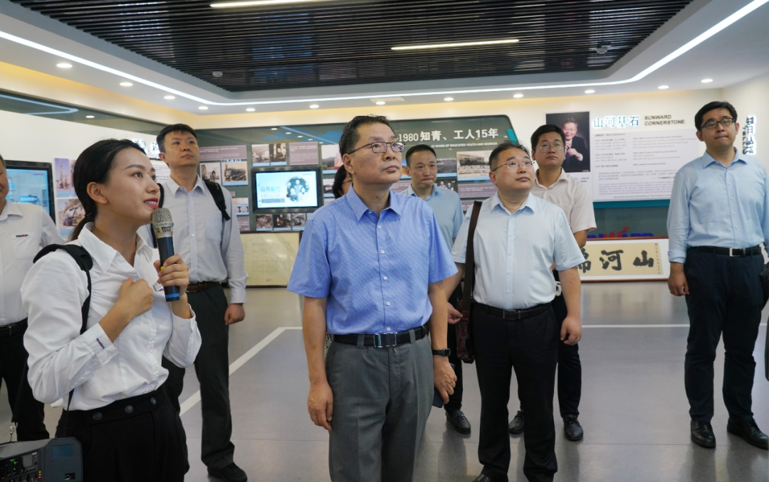 中国出口信用包管公司向导一行调研8188cc威尼斯智能