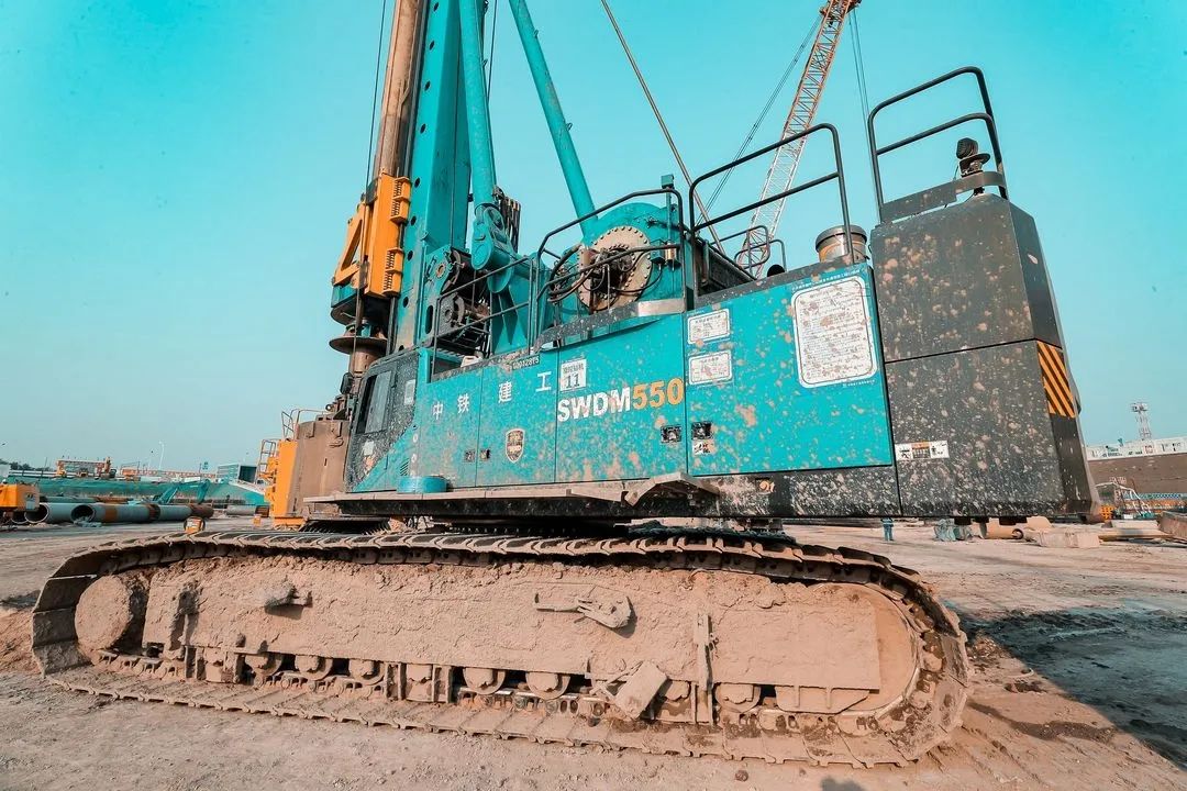 大国重器！8188cc威尼斯智能超等装备助力北京都会副中心综合交通枢纽站建设