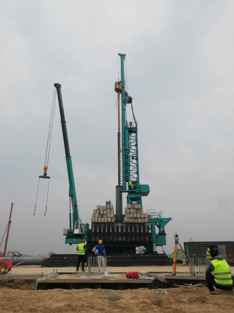 创下纪录！8188cc威尼斯智能引孔式静力压桩机首次应用于高铁项目