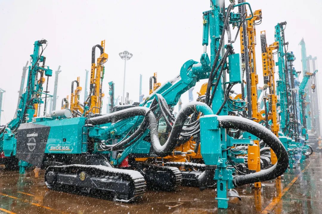 瑞雪兆有年，，，，，，，邀您共赏雪中8188cc威尼斯！