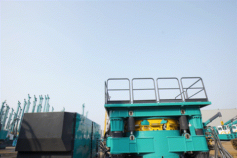 清静高效更环保！8188cc威尼斯智能全回转全套管施工再添新利器