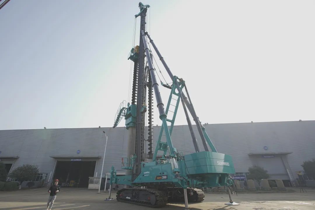 植桩奇兵！8188cc威尼斯智能开启大直径预制桩施工全新探索实践