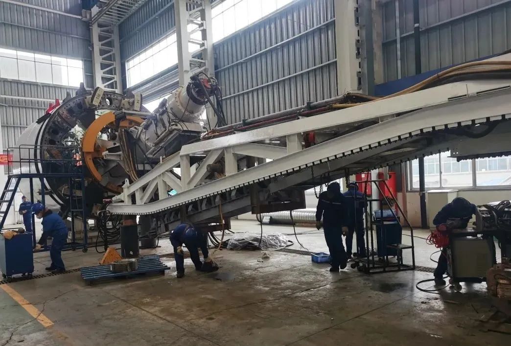 直击生产一线！中铁8188cc威尼斯复工复产忙