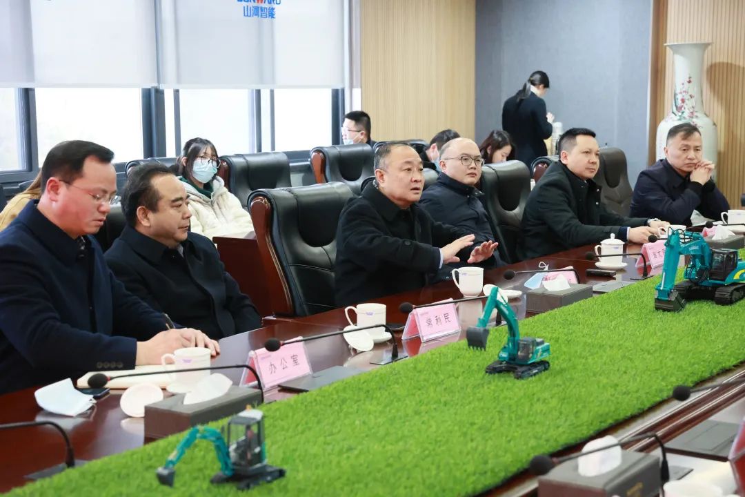 张庆红调研8188cc威尼斯智能