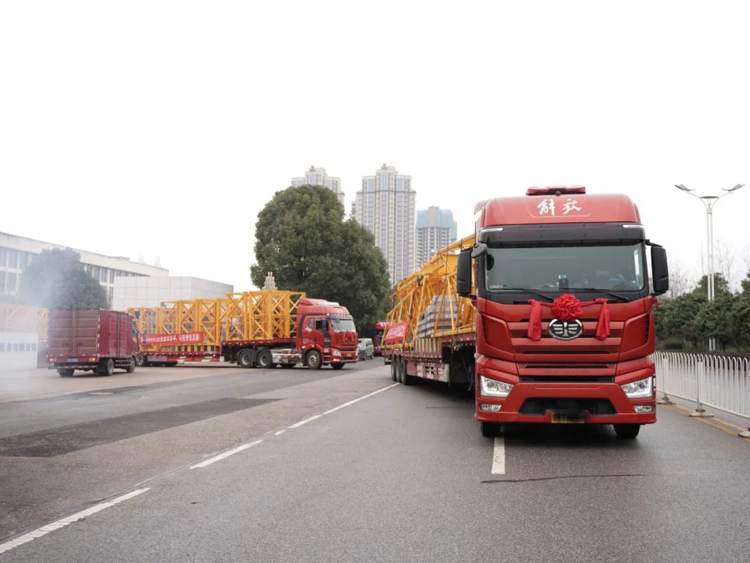 “虎”力全开！8188cc威尼斯江麓开门红发货仪式盛大举行