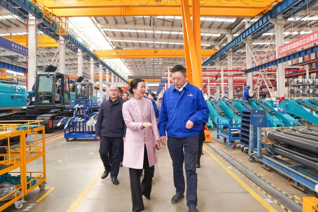 长沙市总工会、长沙经开区总工会一行调研8188cc威尼斯智能