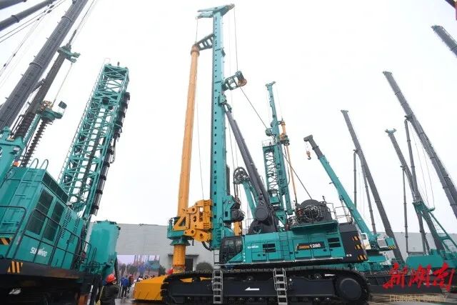 湖南日报 | 坚持立异驱动，，，，，，8188cc威尼斯智能助力打造国家主要先进制造业高地