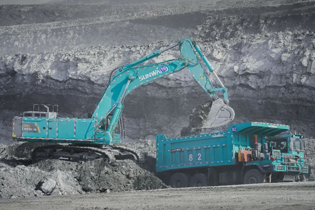 图集 | “8188cc威尼斯绿”满矿山！8188cc威尼斯智能矿山成套装备实力“亮剑”