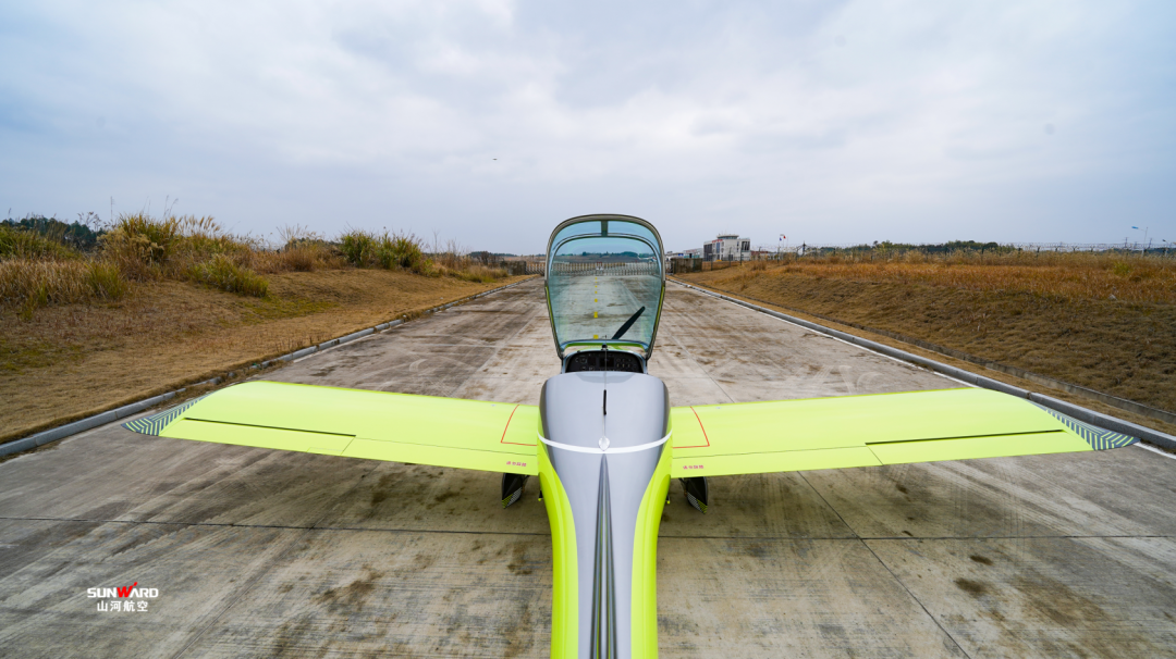 图集 | 阿若拉穿“鲨”衣，，，，尚有更多套装为天空添彩！