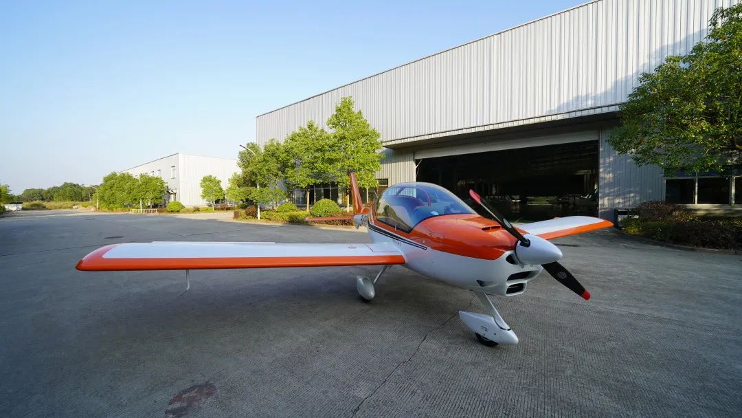 图集 | 阿若拉穿“鲨”衣，，，，尚有更多套装为天空添彩！