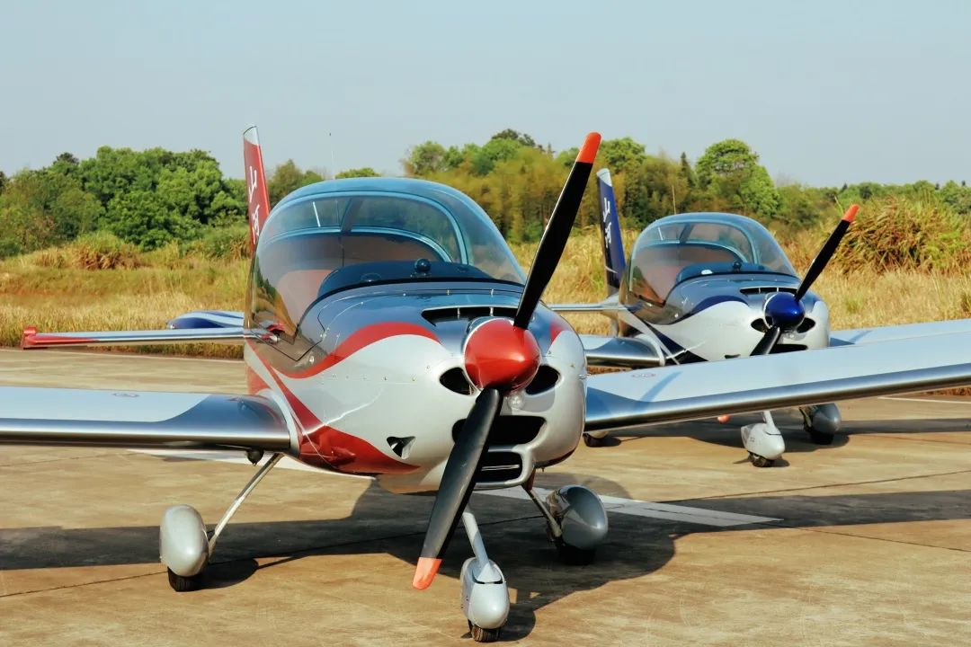 图集 | 阿若拉穿“鲨”衣，，，，尚有更多套装为天空添彩！