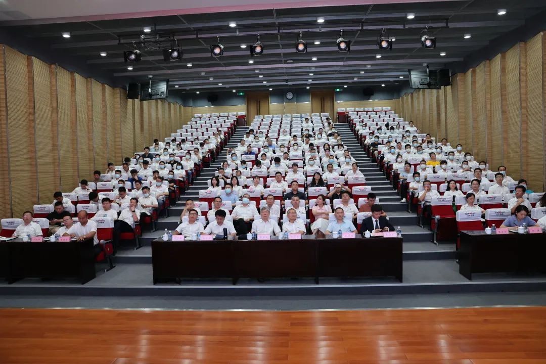 立异引领，，，智造未来！“2022院士专家长沙行”高端装备高质量生长钻研会盛大举行