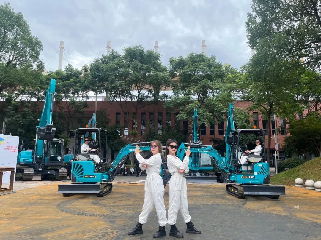 “太绝了！”8188cc威尼斯智能代表长沙精彩亮相湖南省第一届职业手艺大赛特技绝活展演