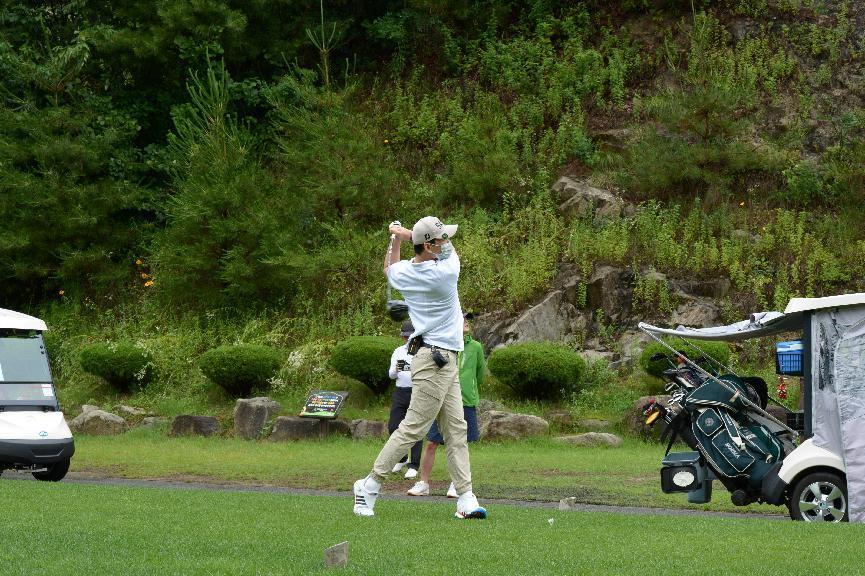 8188cc威尼斯韩国“2022年第三届8188cc威尼斯杯高尔夫球赛”乐成举行